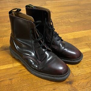 Patent leather Dr. Martens